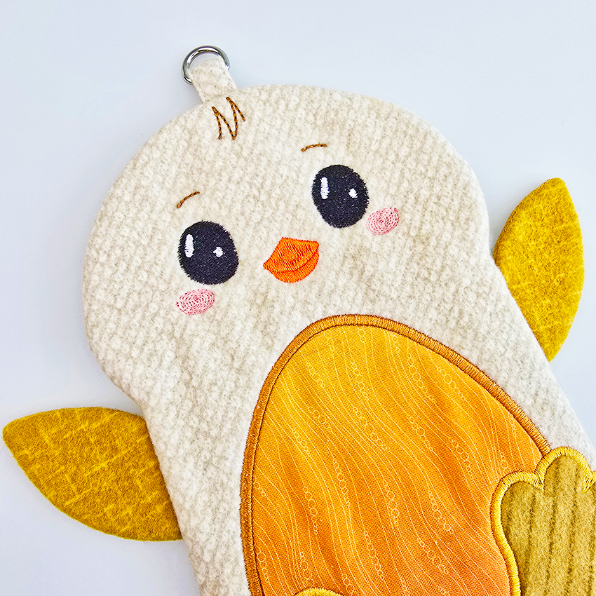 Easter Chick Zipper Purses close up 1