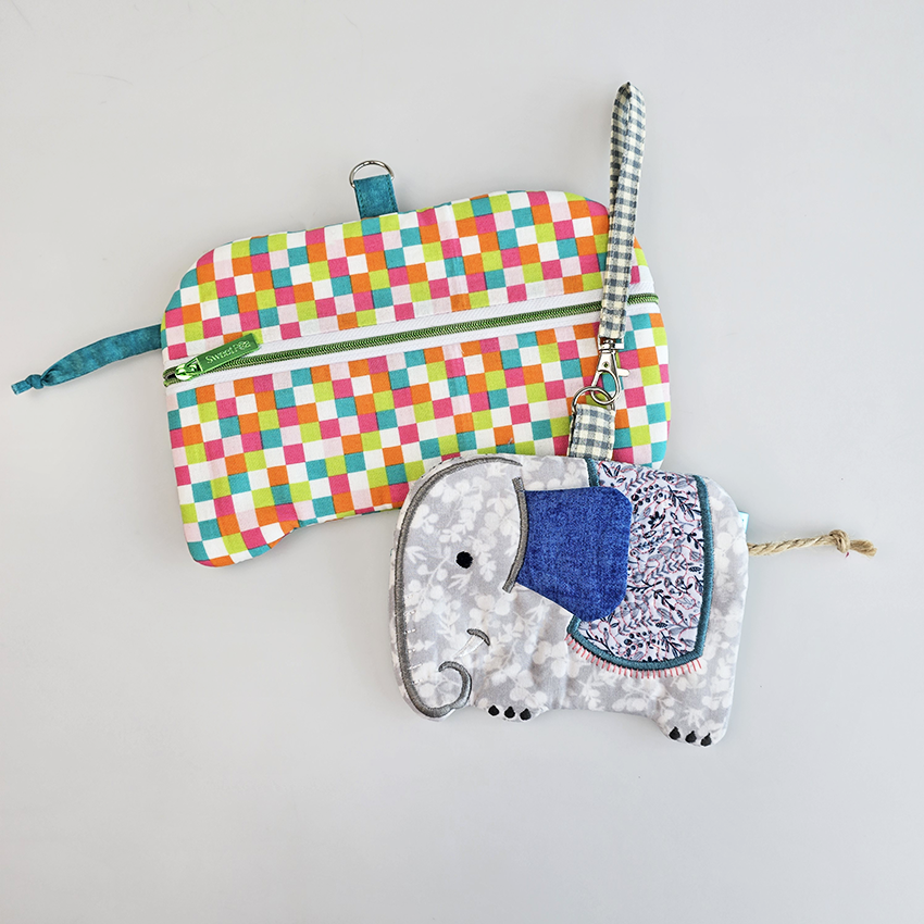 Elephant Zipper Purse