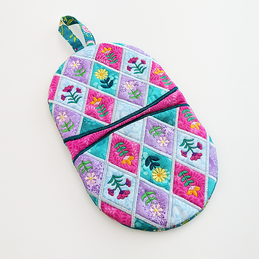 Floral Diamond Oven Mitt pink and blue