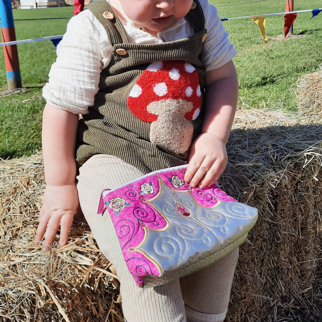 Princess Zipper Purse