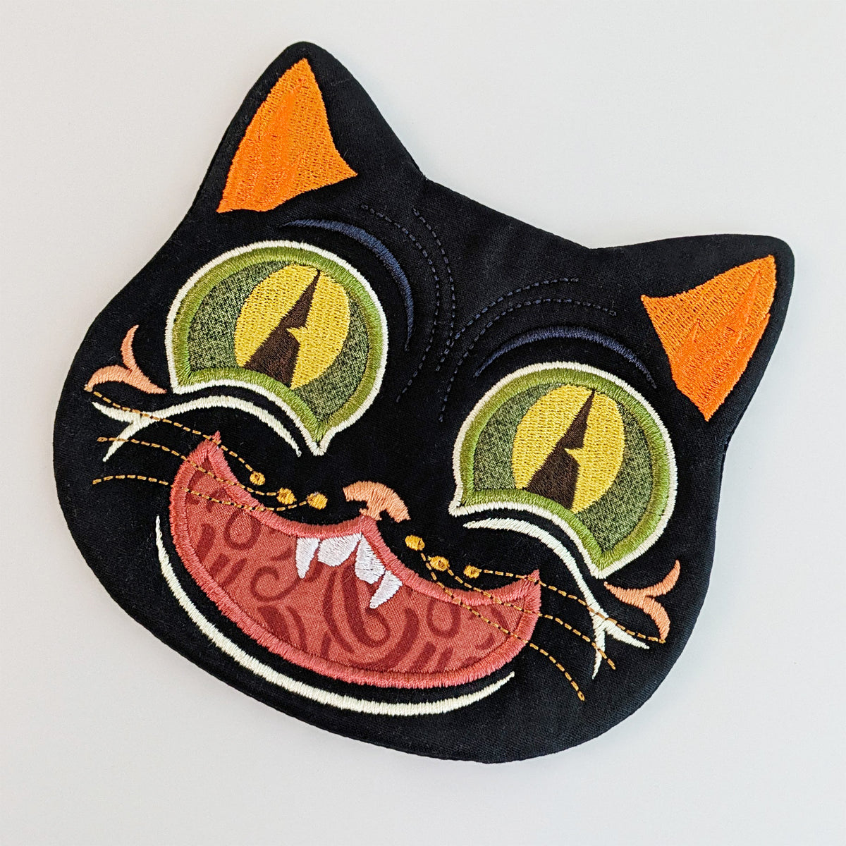 Halloween Cat Coasters In the hoop machine embroidery designs