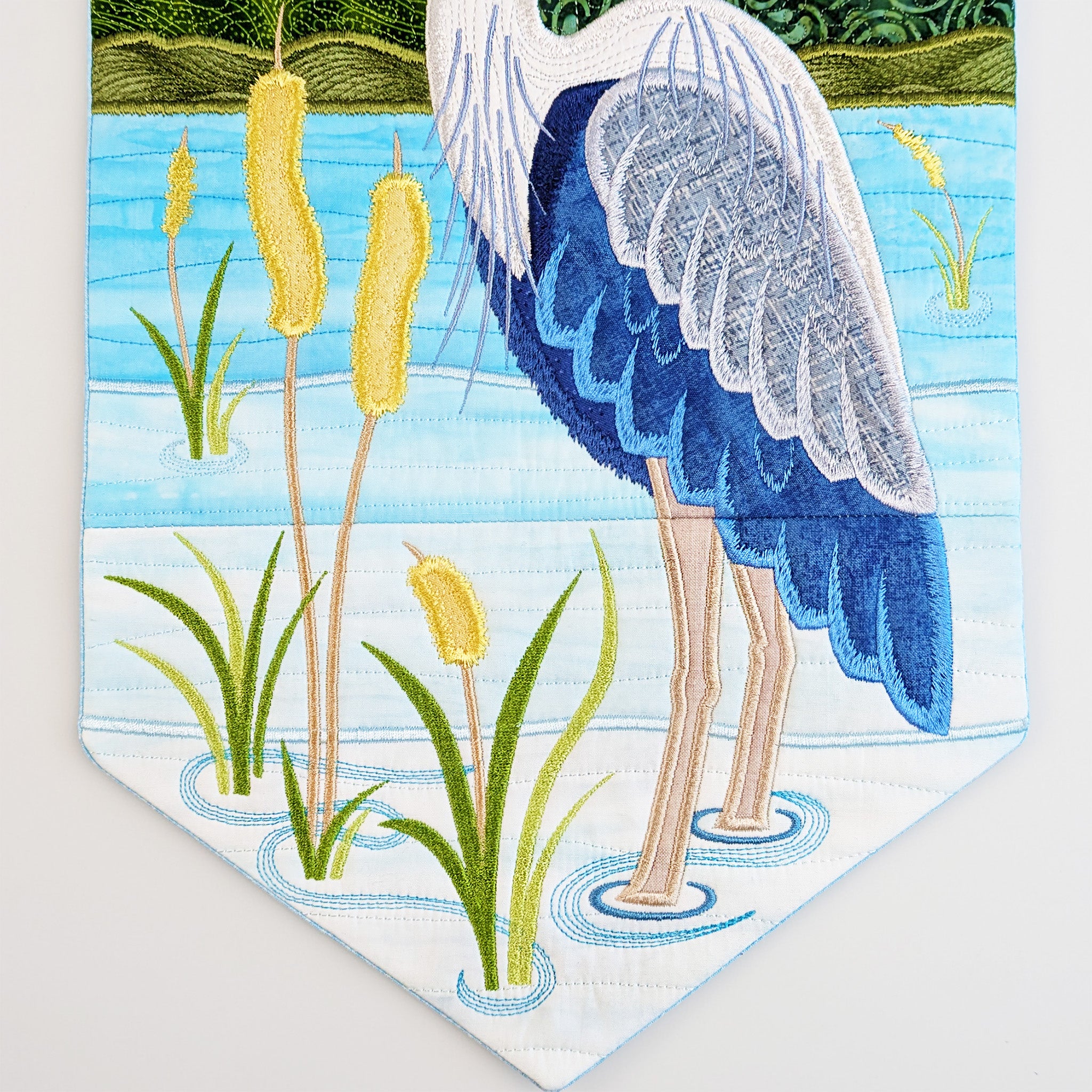 Heron Hanger In the hoop machine embroidery designs