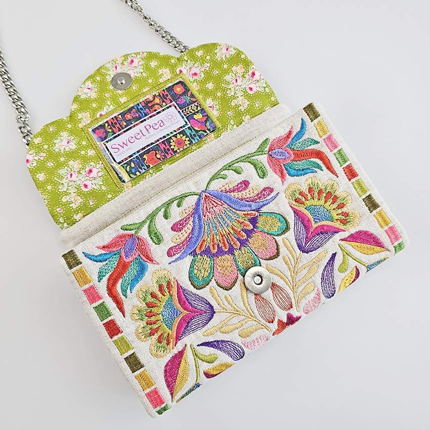 Katie Clutch 5x7 6x10 7x11 - Sweet Pea In The Hoop Machine Embroidery Design