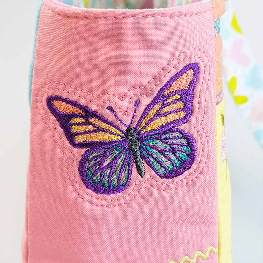 Mismatch Chunky Patch Handbag