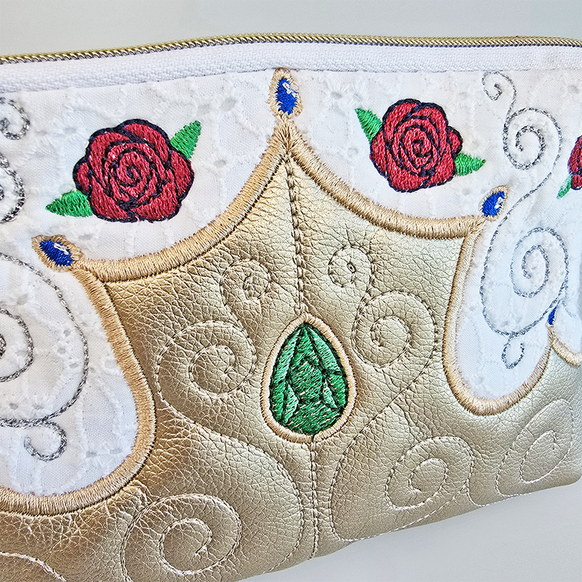 Princess Zipper Purse