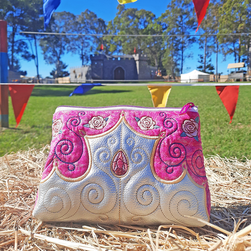 Princess Zipper Purse