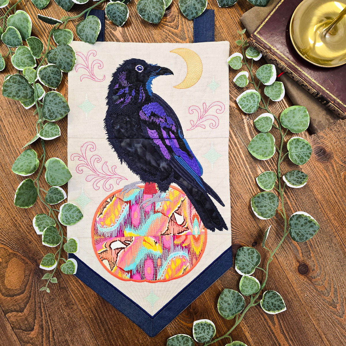 Raven Pumpkin Hanger In the hoop machine embroidery designs