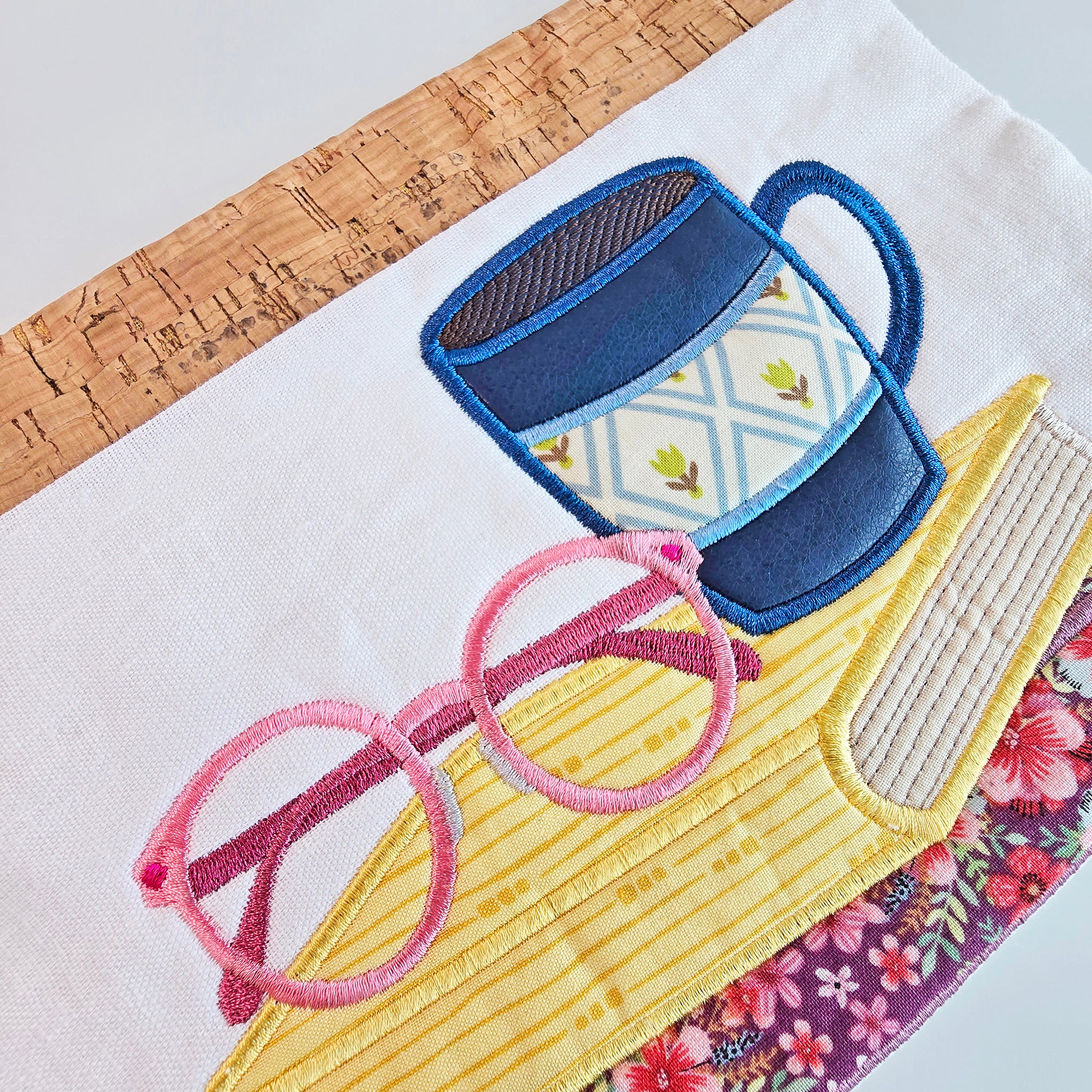 Book Stack Reading Glasses Add-on Block In the hoop machine embroidery designs