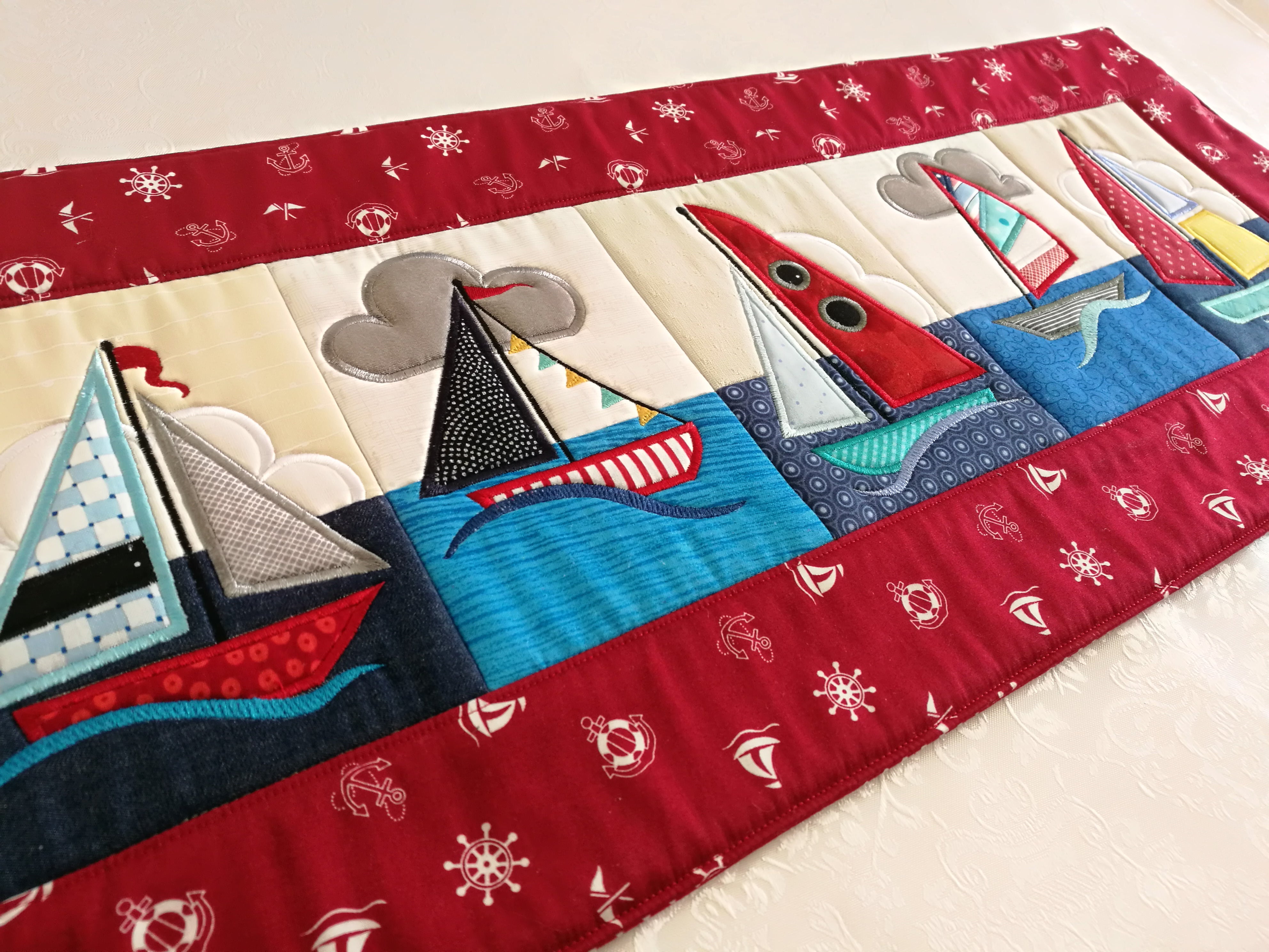 Sailing Ships Runner