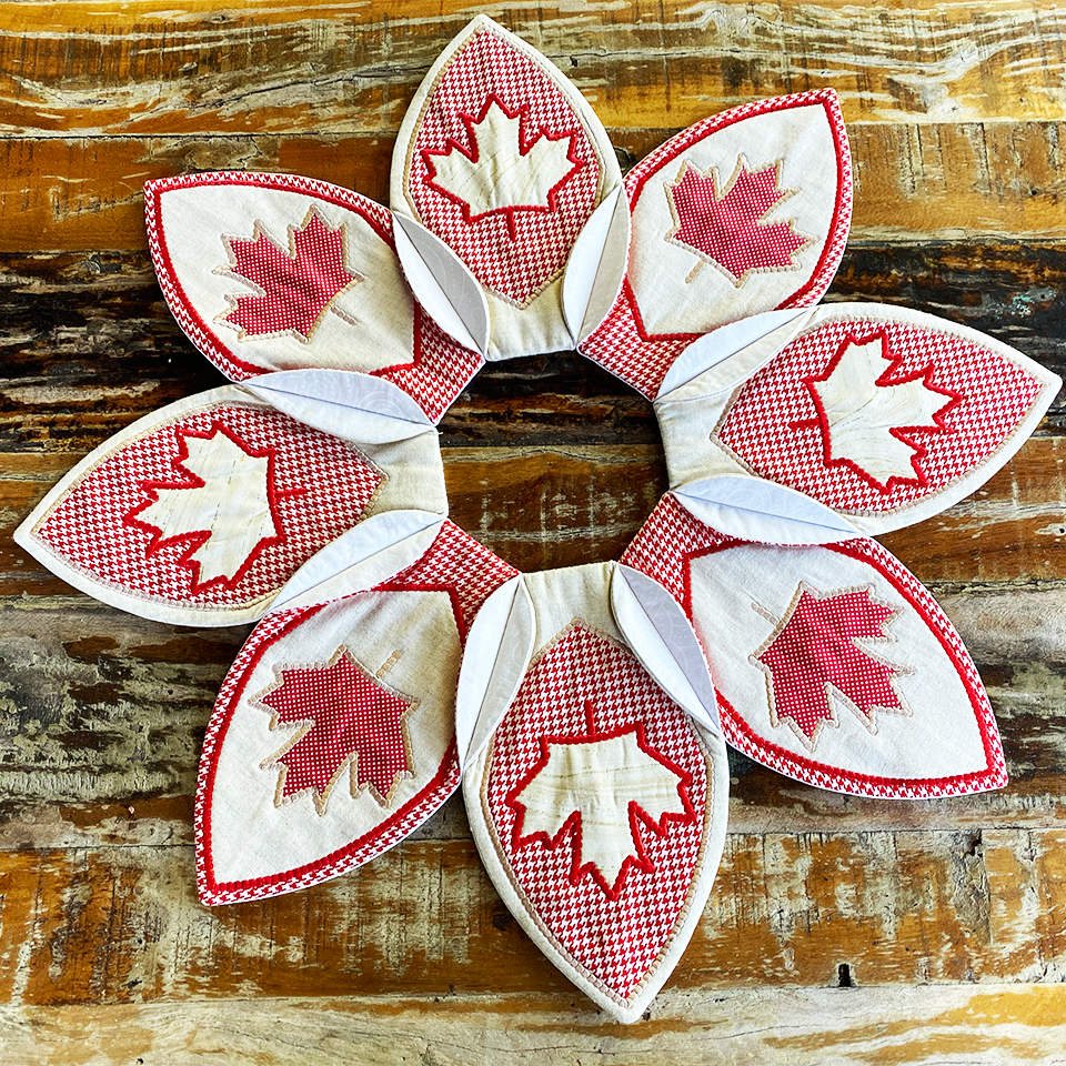 Canada Maple Leaf Table Centre