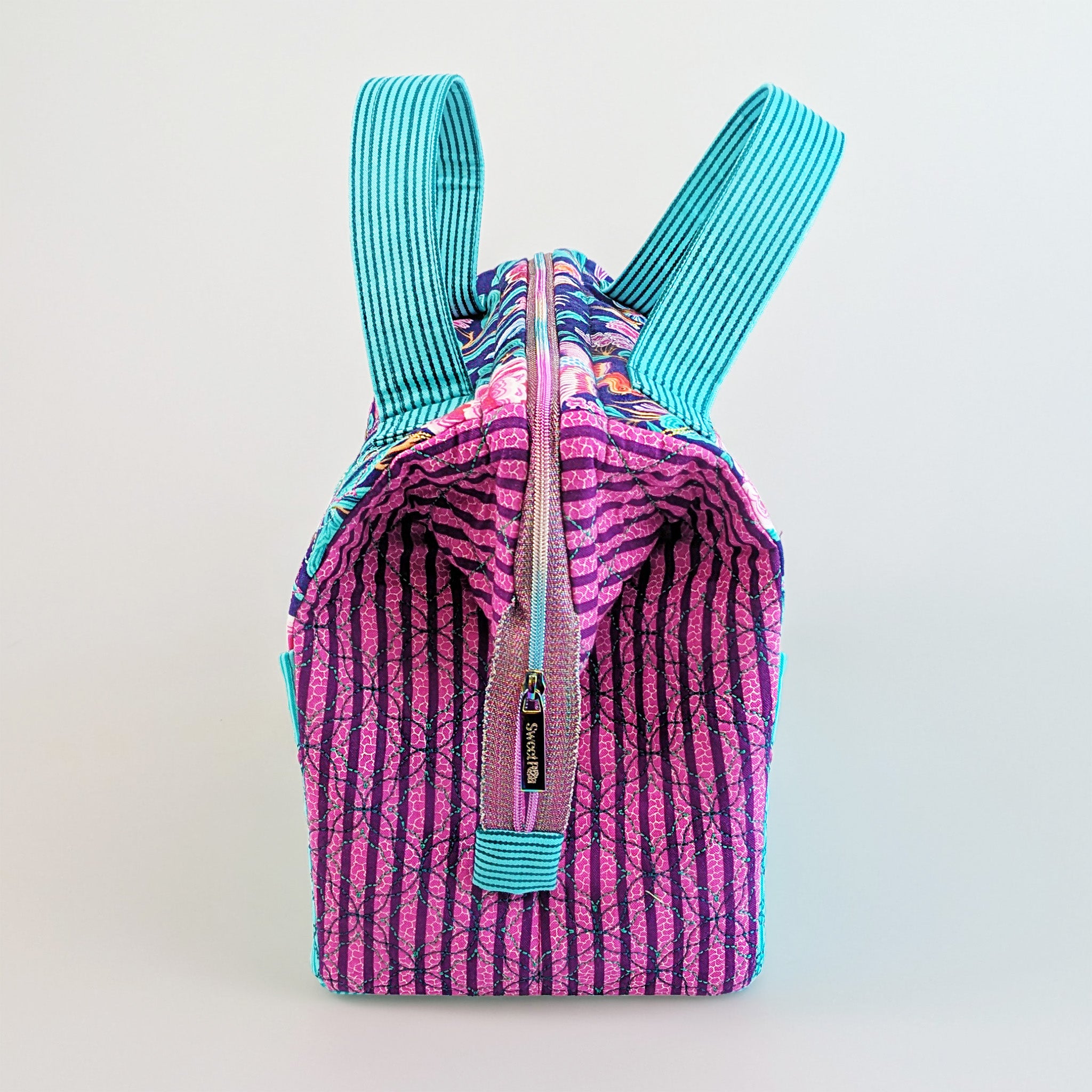 Utility Tote In the hoop machine embroidery designs
