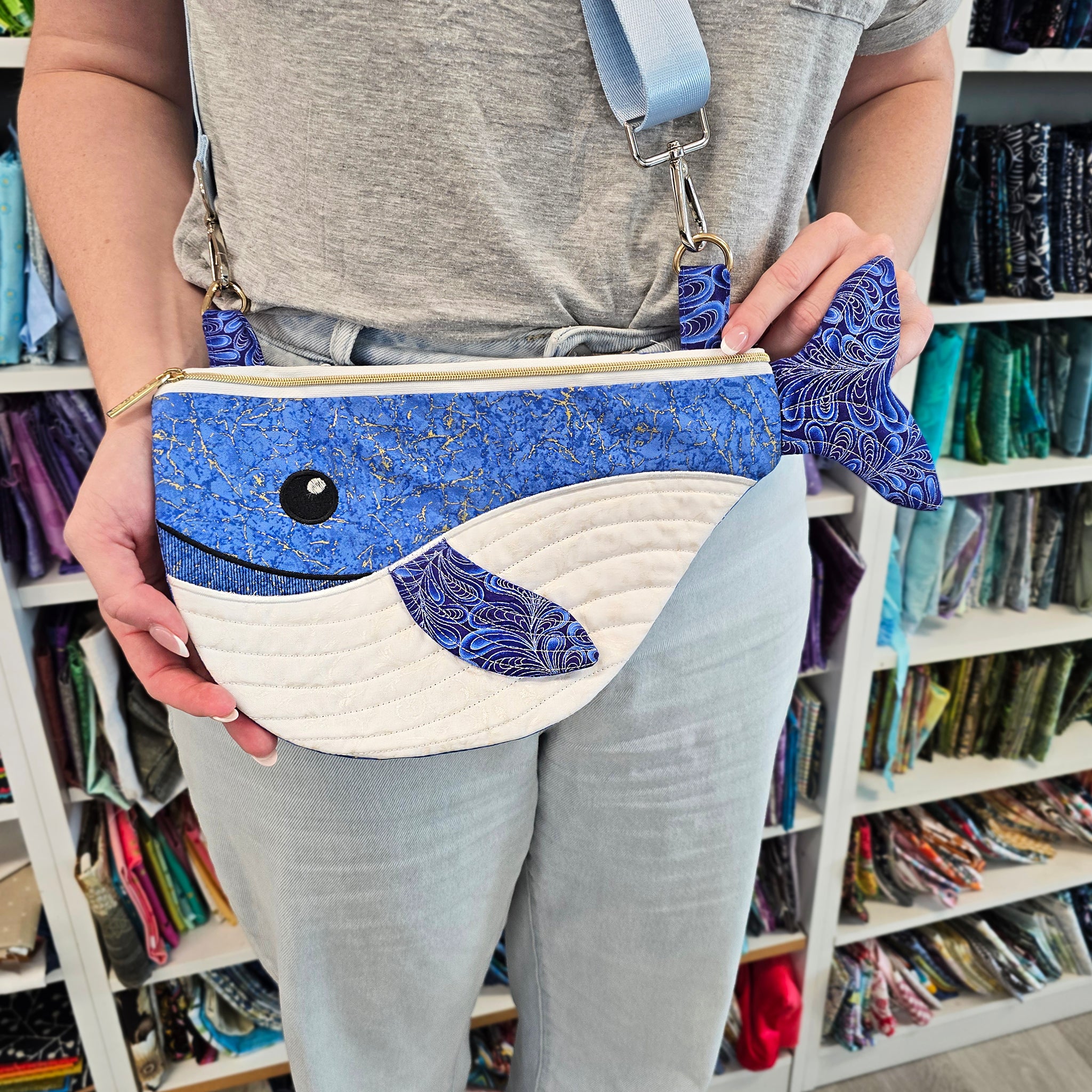 Whale Zipper Purse In the hoop machine embroidery designs