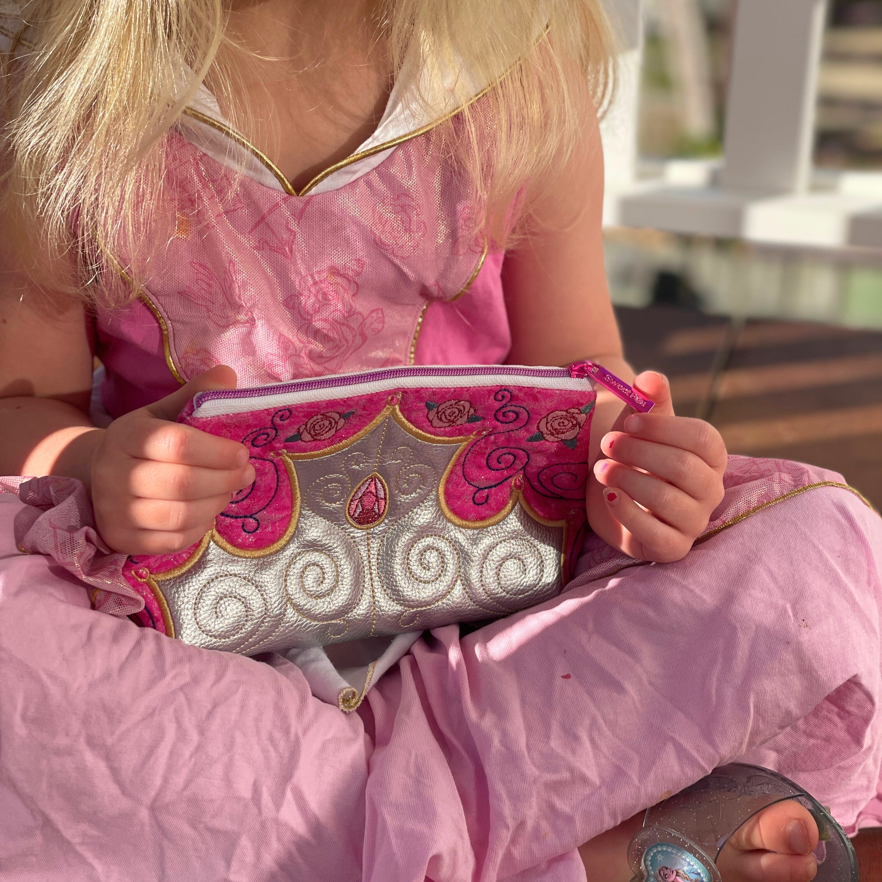 Princess Zipper Purse