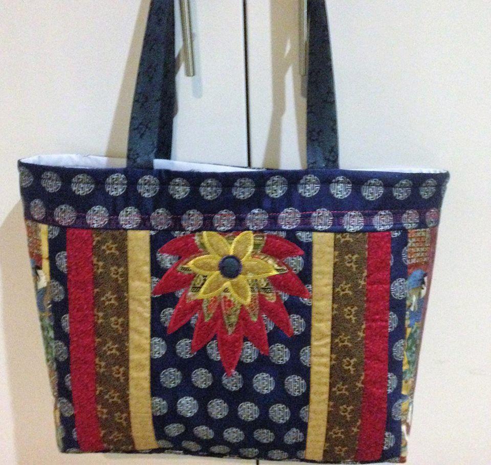 3d Flower Tote Bag 5x7 6x10 7x12 9x12 - Sweet Pea Australia In the hoop machine embroidery designs. in the hoop project, in the hoop embroidery designs, craft in the hoop project, diy in the hoop project, diy craft in the hoop project, in the hoop embroidery patterns, design in the hoop patterns, embroidery designs for in the hoop embroidery projects, best in the hoop machine embroidery designs perfect for all hoops and embroidery machines