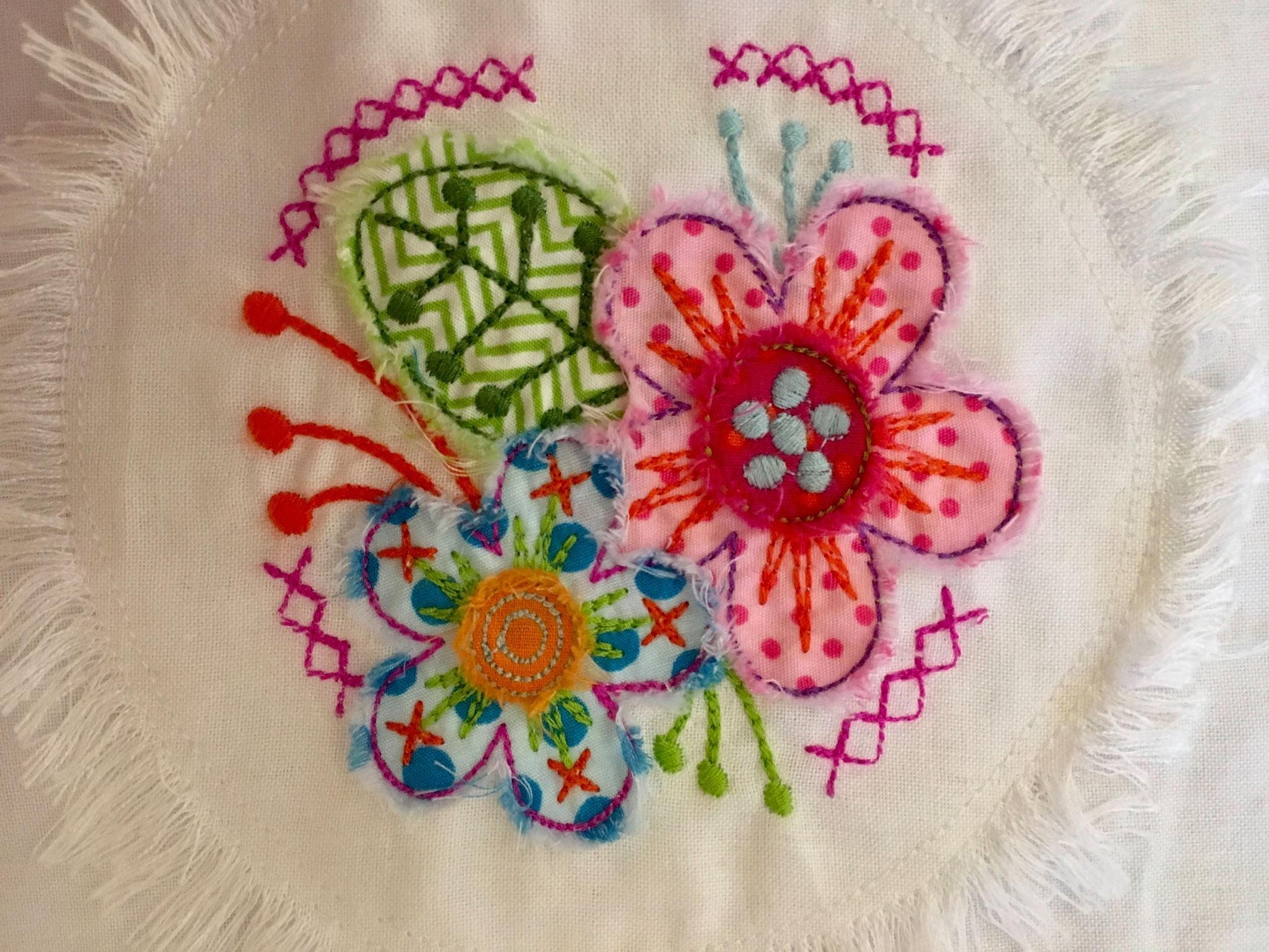 Flower luggage tags and Zipper Purse 4x4 5x5 6x6 - Sweet Pea Australia In the hoop machine embroidery designs. in the hoop project, in the hoop embroidery designs, craft in the hoop project, diy in the hoop project, diy craft in the hoop project, in the hoop embroidery patterns, design in the hoop patterns, embroidery designs for in the hoop embroidery projects, best in the hoop machine embroidery designs perfect for all hoops and embroidery machines