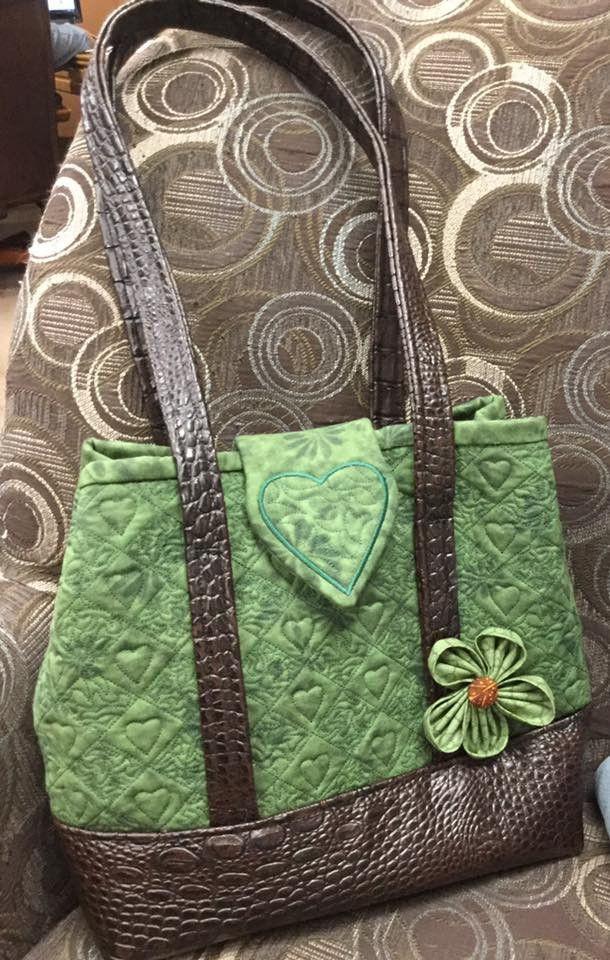 Quilted Diamonds Bag 5x7 6x10 7x12 - Sweet Pea Australia In the hoop machine embroidery designs. in the hoop project, in the hoop embroidery designs, craft in the hoop project, diy in the hoop project, diy craft in the hoop project, in the hoop embroidery patterns, design in the hoop patterns, embroidery designs for in the hoop embroidery projects, best in the hoop machine embroidery designs perfect for all hoops and embroidery machines