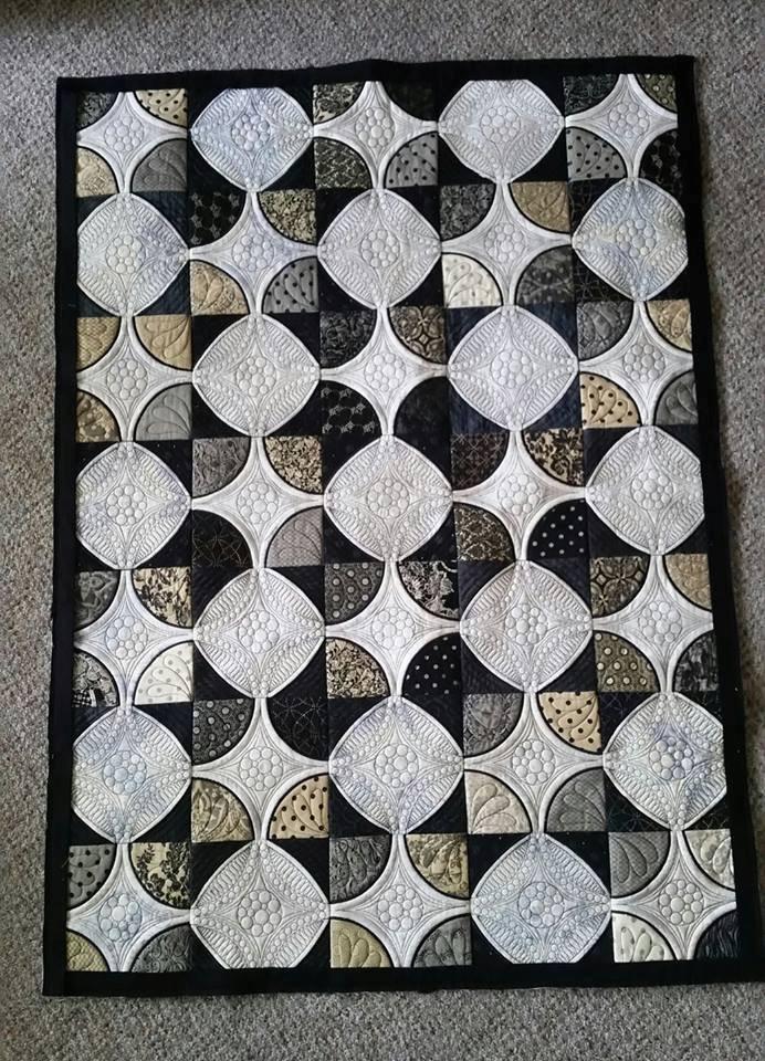 Circles Quilt and Blocks 4x4 5x5 6x6 7x7 - Sweet Pea Australia In the hoop machine embroidery designs. in the hoop project, in the hoop embroidery designs, craft in the hoop project, diy in the hoop project, diy craft in the hoop project, in the hoop embroidery patterns, design in the hoop patterns, embroidery designs for in the hoop embroidery projects, best in the hoop machine embroidery designs perfect for all hoops and embroidery machines