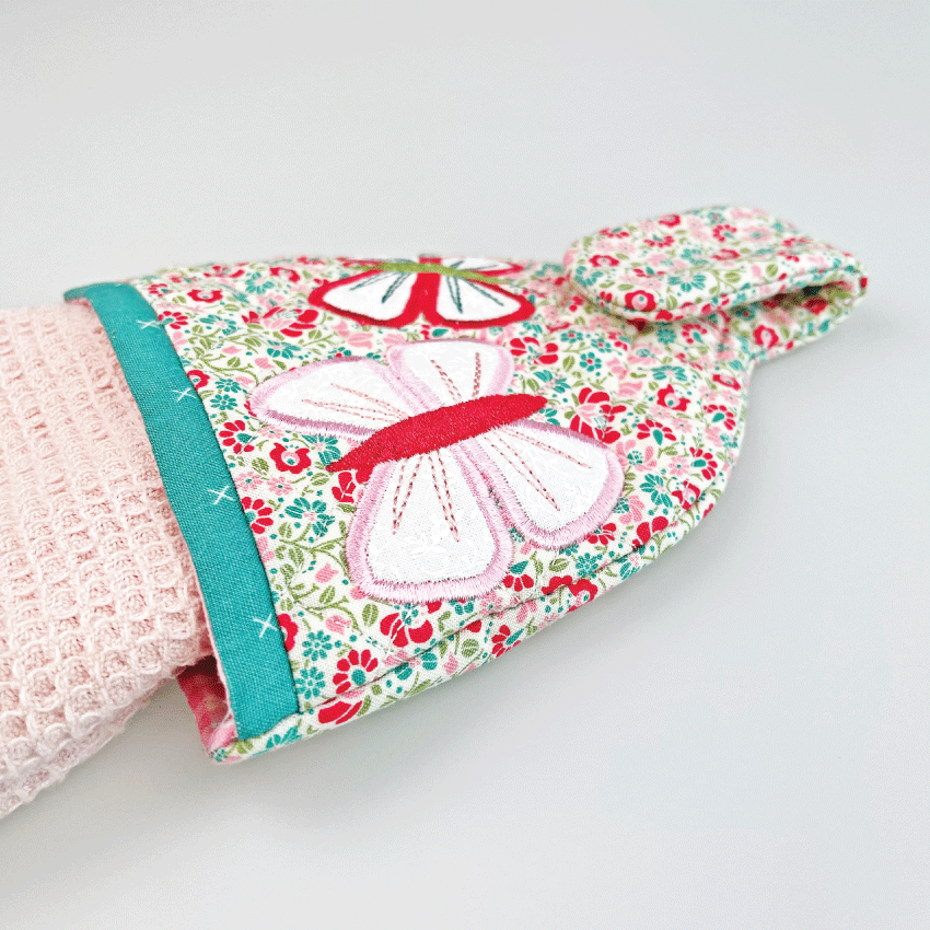 What I Learned When I Embroidered a Tea Towel – Bobbin In Quilts