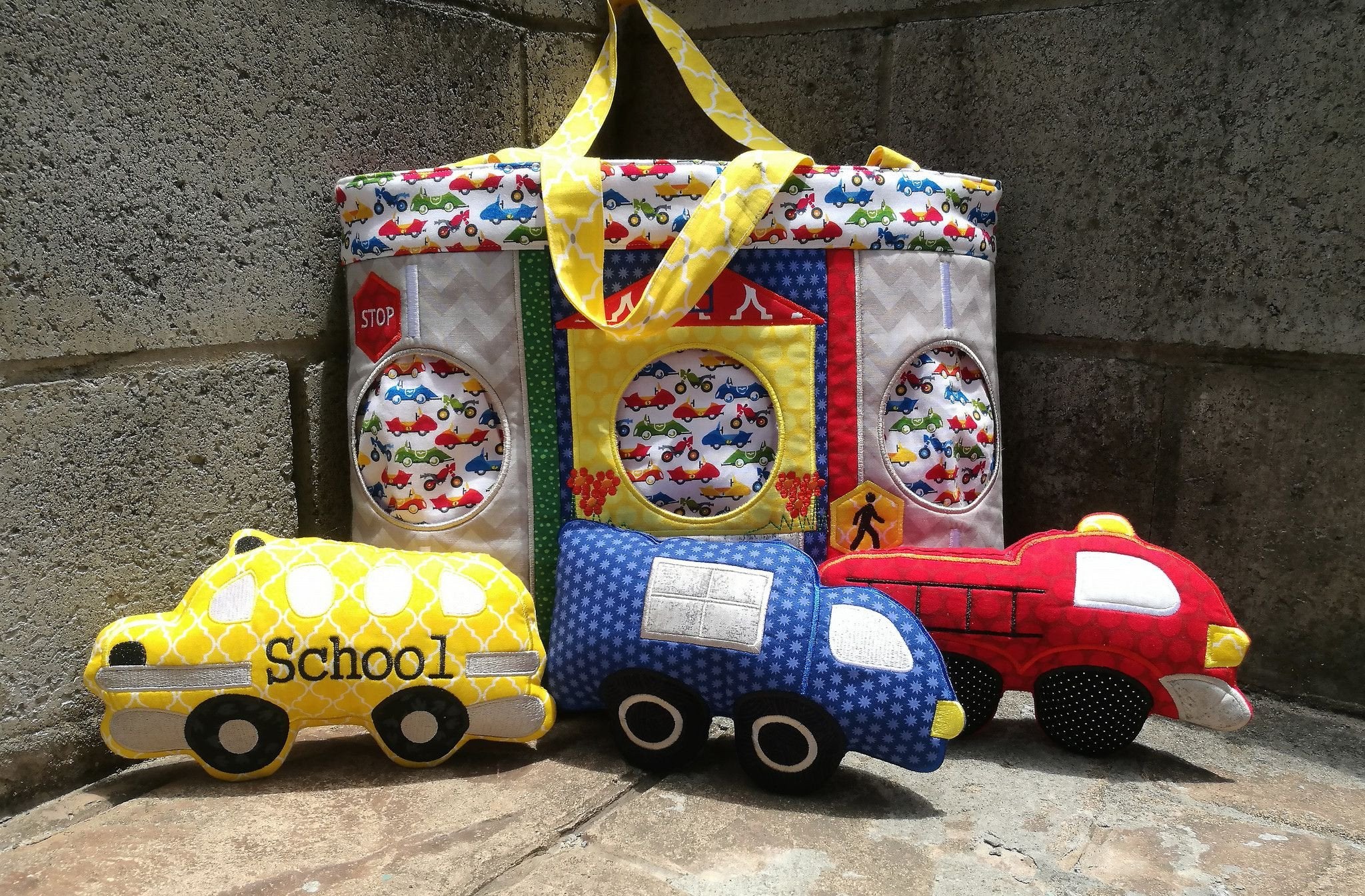 Car pocket bag 5x7 6x10 and 7x12 - Sweet Pea Australia In the hoop machine embroidery designs. in the hoop project, in the hoop embroidery designs, craft in the hoop project, diy in the hoop project, diy craft in the hoop project, in the hoop embroidery patterns, design in the hoop patterns, embroidery designs for in the hoop embroidery projects, best in the hoop machine embroidery designs perfect for all hoops and embroidery machines