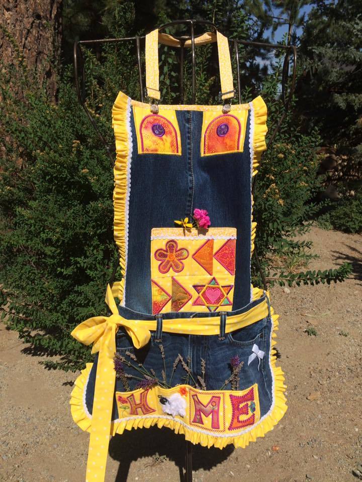 Home Cushion or Table Runner 4x4 and 5x5 - Sweet Pea Australia In the hoop machine embroidery designs. in the hoop project, in the hoop embroidery designs, craft in the hoop project, diy in the hoop project, diy craft in the hoop project, in the hoop embroidery patterns, design in the hoop patterns, embroidery designs for in the hoop embroidery projects, best in the hoop machine embroidery designs perfect for all hoops and embroidery machines