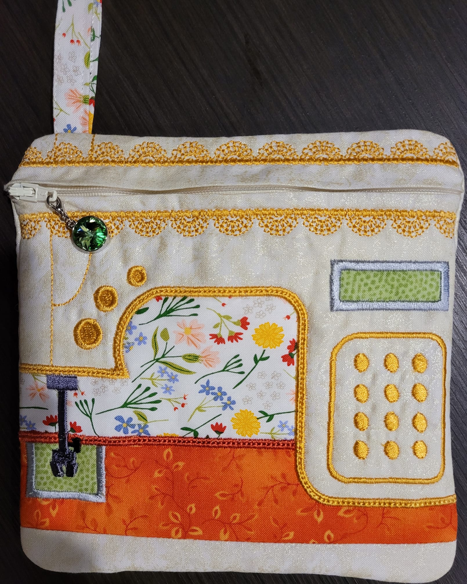 Sewing Machine Zipper Purse 4x4 5x5 6x6 7x7 - Sweet Pea Australia In the hoop machine embroidery designs. in the hoop project, in the hoop embroidery designs, craft in the hoop project, diy in the hoop project, diy craft in the hoop project, in the hoop embroidery patterns, design in the hoop patterns, embroidery designs for in the hoop embroidery projects, best in the hoop machine embroidery designs perfect for all hoops and embroidery machines