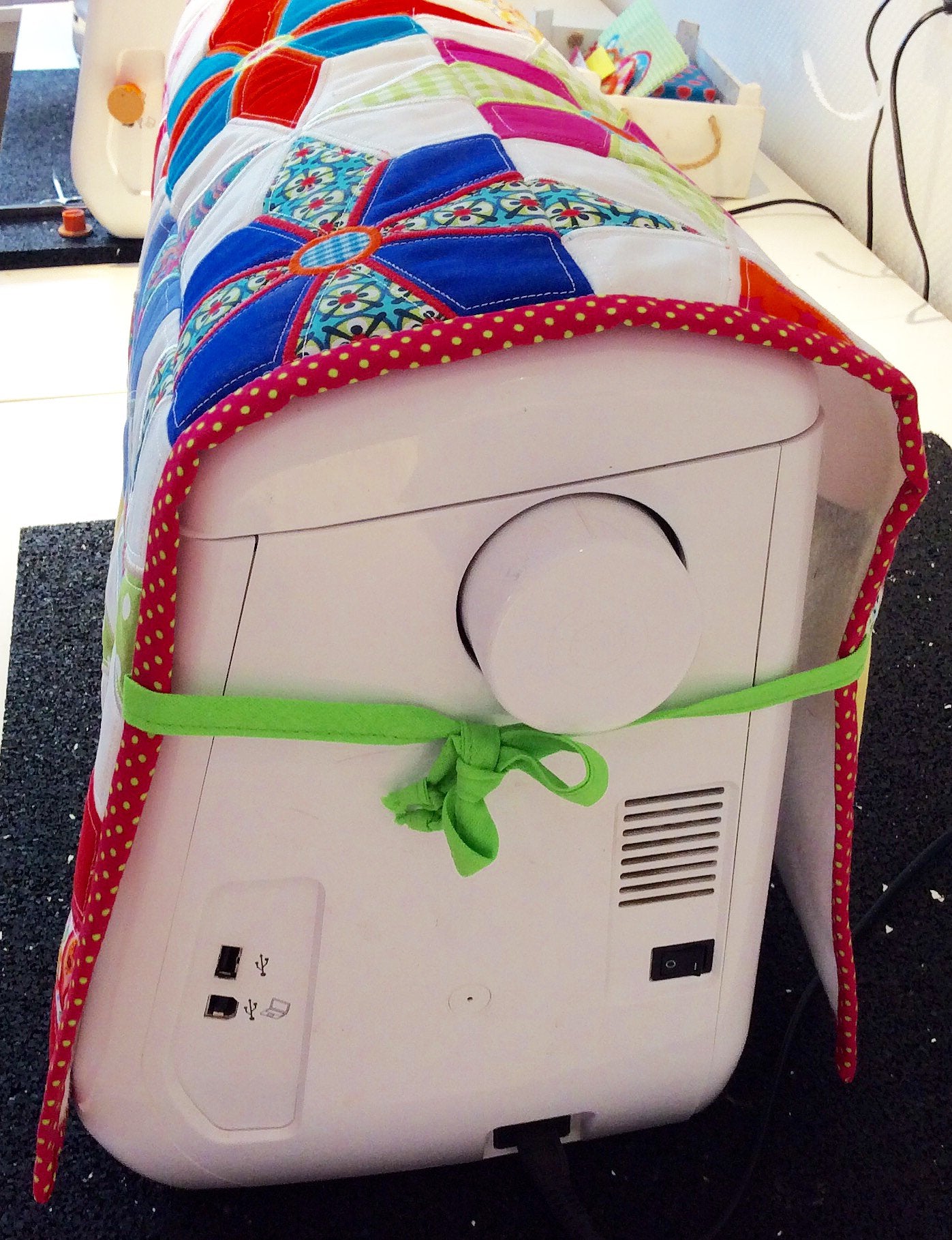 Jackie's Star Sewing Machine Cover and Quilt Block 4x4 5x5 6x6 and 7x7 - Sweet Pea Australia In the hoop machine embroidery designs. in the hoop project, in the hoop embroidery designs, craft in the hoop project, diy in the hoop project, diy craft in the hoop project, in the hoop embroidery patterns, design in the hoop patterns, embroidery designs for in the hoop embroidery projects, best in the hoop machine embroidery designs perfect for all hoops and embroidery machines