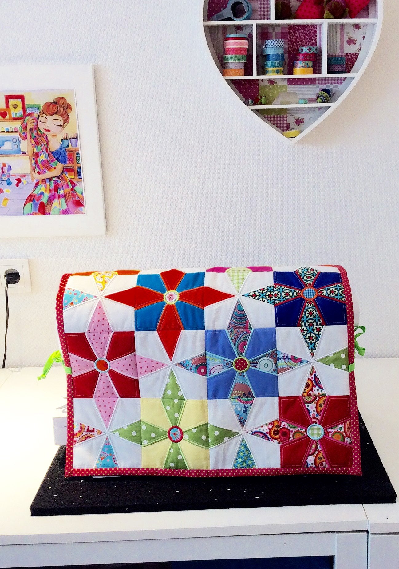 Jackie's Star Sewing Machine Cover and Quilt Block 4x4 5x5 6x6 and 7x7 - Sweet Pea Australia In the hoop machine embroidery designs. in the hoop project, in the hoop embroidery designs, craft in the hoop project, diy in the hoop project, diy craft in the hoop project, in the hoop embroidery patterns, design in the hoop patterns, embroidery designs for in the hoop embroidery projects, best in the hoop machine embroidery designs perfect for all hoops and embroidery machines