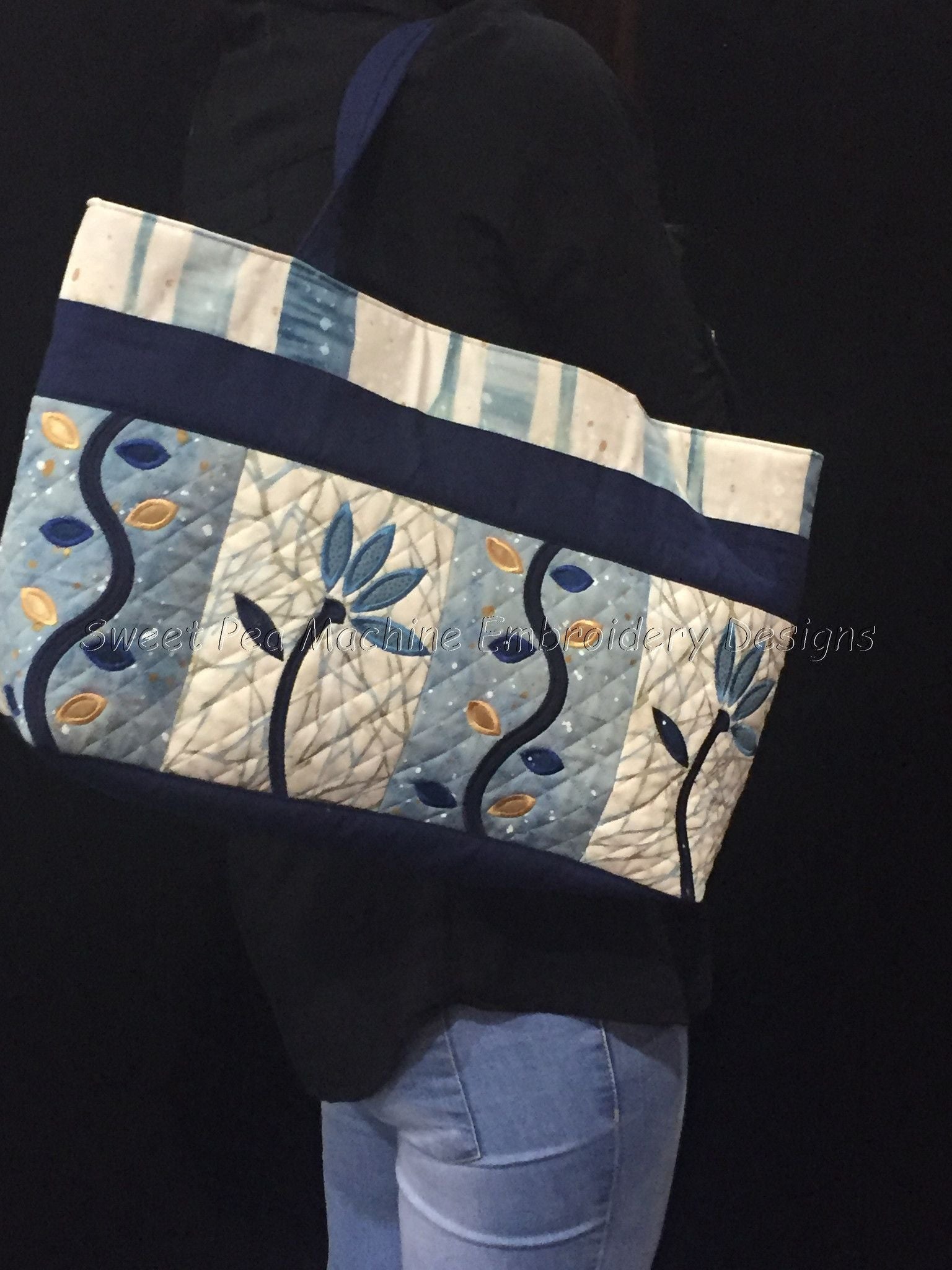 How Does Your Garden Grow Tote Bag 5x7 - Sweet Pea Australia In the hoop machine embroidery designs. in the hoop project, in the hoop embroidery designs, craft in the hoop project, diy in the hoop project, diy craft in the hoop project, in the hoop embroidery patterns, design in the hoop patterns, embroidery designs for in the hoop embroidery projects, best in the hoop machine embroidery designs perfect for all hoops and embroidery machines