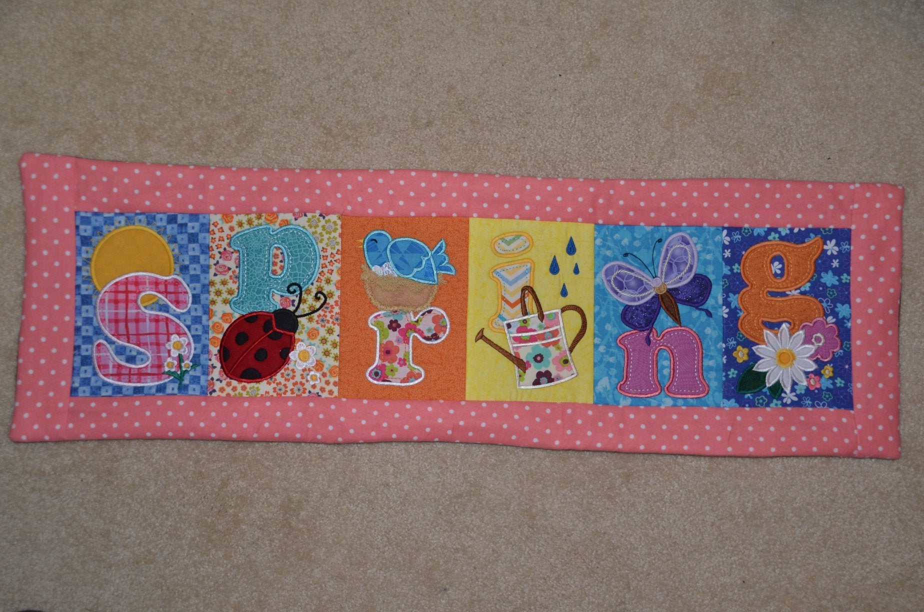 Spring Flag or Table Runner 4x4 5x7 6x10 8x12 - Sweet Pea Australia In the hoop machine embroidery designs. in the hoop project, in the hoop embroidery designs, craft in the hoop project, diy in the hoop project, diy craft in the hoop project, in the hoop embroidery patterns, design in the hoop patterns, embroidery designs for in the hoop embroidery projects, best in the hoop machine embroidery designs perfect for all hoops and embroidery machines