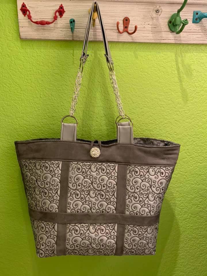 Regency Bag 5x5 6x6 and 7x7 - Sweet Pea Australia In the hoop machine embroidery designs. in the hoop project, in the hoop embroidery designs, craft in the hoop project, diy in the hoop project, diy craft in the hoop project, in the hoop embroidery patterns, design in the hoop patterns, embroidery designs for in the hoop embroidery projects, best in the hoop machine embroidery designs perfect for all hoops and embroidery machines