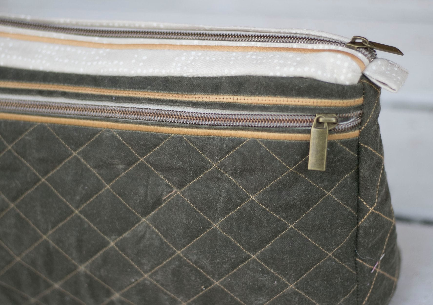 Car Shaving Zipper Bag 5x7 6x10 and 7x12 - Sweet Pea Australia In the hoop machine embroidery designs. in the hoop project, in the hoop embroidery designs, craft in the hoop project, diy in the hoop project, diy craft in the hoop project, in the hoop embroidery patterns, design in the hoop patterns, embroidery designs for in the hoop embroidery projects, best in the hoop machine embroidery designs perfect for all hoops and embroidery machines