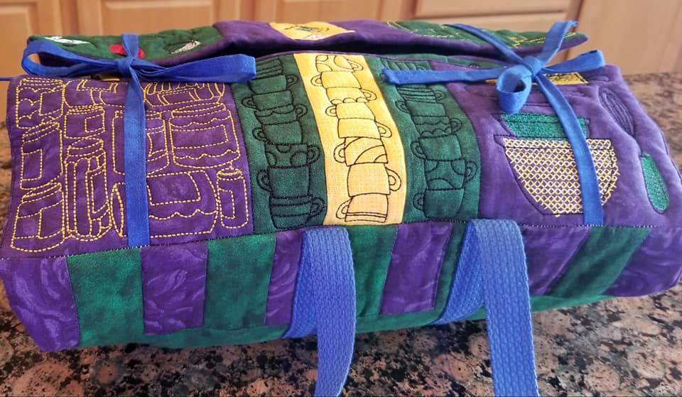 Casserole Holder 4x4 5x5 - Sweet Pea Australia In the hoop machine embroidery designs. in the hoop project, in the hoop embroidery designs, craft in the hoop project, diy in the hoop project, diy craft in the hoop project, in the hoop embroidery patterns, design in the hoop patterns, embroidery designs for in the hoop embroidery projects, best in the hoop machine embroidery designs perfect for all hoops and embroidery machines