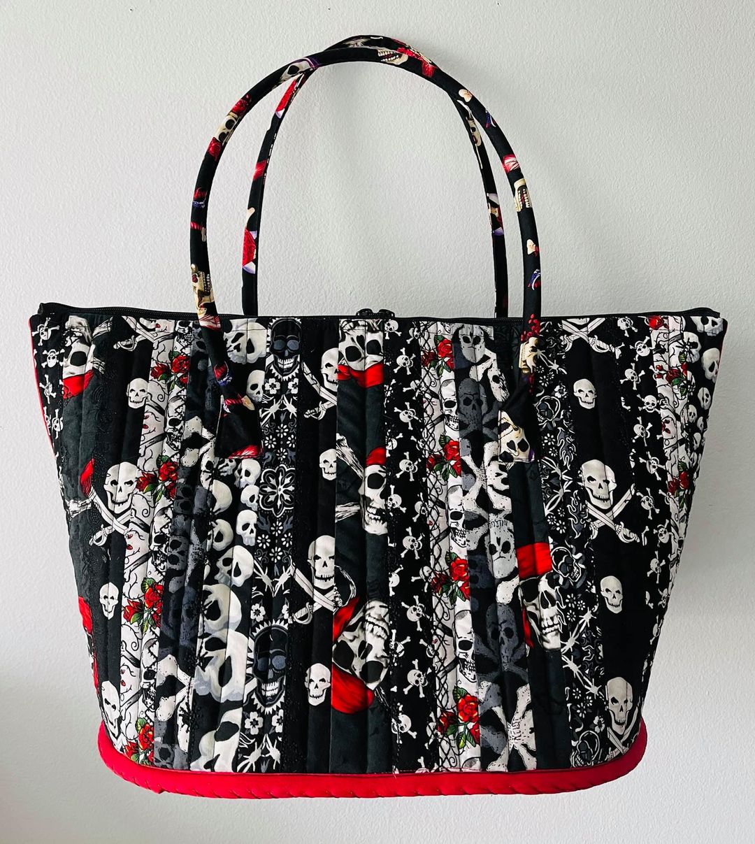 Sampler Tote Bag 5x7 6x10 and 7x12 - Sweet Pea Australia In the hoop machine embroidery designs. in the hoop project, in the hoop embroidery designs, craft in the hoop project, diy in the hoop project, diy craft in the hoop project, in the hoop embroidery patterns, design in the hoop patterns, embroidery designs for in the hoop embroidery projects, best in the hoop machine embroidery designs perfect for all hoops and embroidery machines