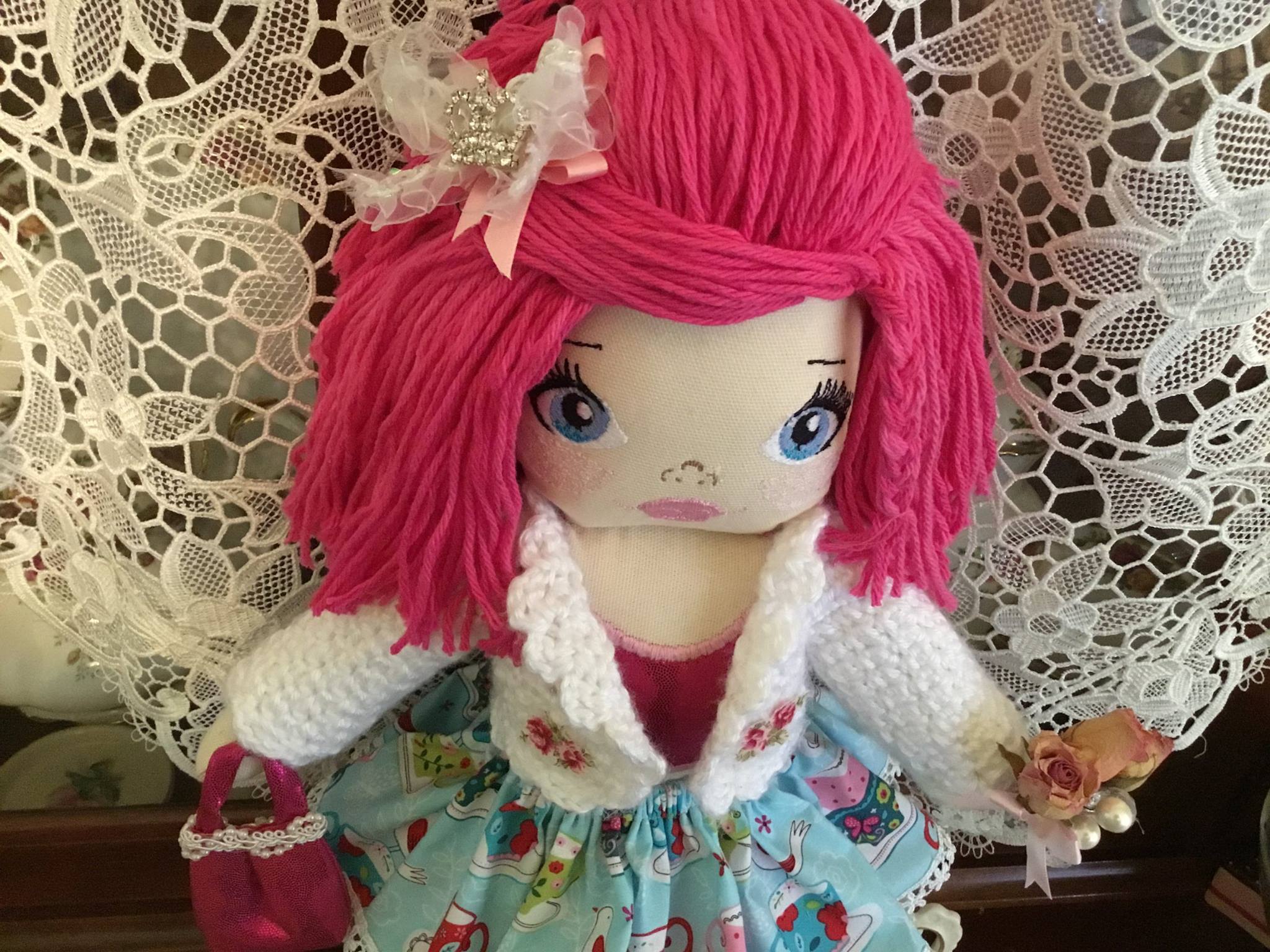 Daisy doll stuffie/stuffed toy 5x7 6x10 - Sweet Pea Australia In the hoop machine embroidery designs. in the hoop project, in the hoop embroidery designs, craft in the hoop project, diy in the hoop project, diy craft in the hoop project, in the hoop embroidery patterns, design in the hoop patterns, embroidery designs for in the hoop embroidery projects, best in the hoop machine embroidery designs perfect for all hoops and embroidery machines