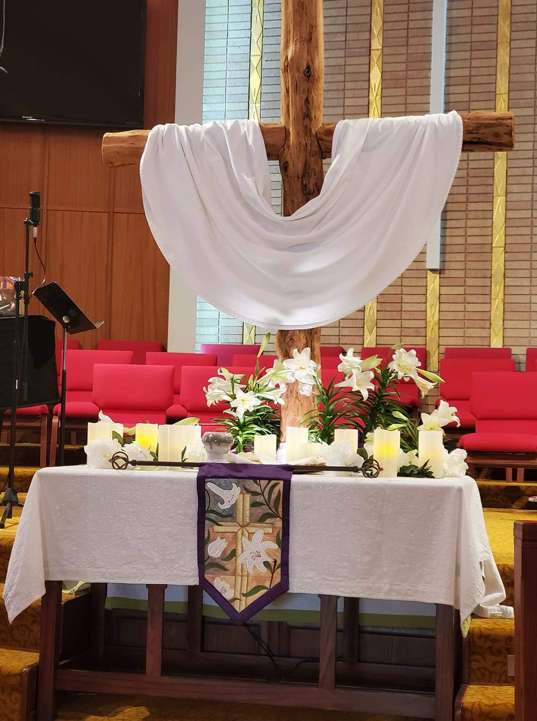 Cross and Easter Lilies Wall Hanging 5x7 6x10 7x12 - Sweet Pea Australia In the hoop machine embroidery designs. in the hoop project, in the hoop embroidery designs, craft in the hoop project, diy in the hoop project, diy craft in the hoop project, in the hoop embroidery patterns, design in the hoop patterns, embroidery designs for in the hoop embroidery projects, best in the hoop machine embroidery designs perfect for all hoops and embroidery machines