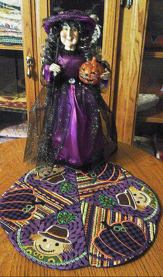 Scarecrow Table Centre 5x5 6x6 7x7 - Sweet Pea Australia In the hoop machine embroidery designs. in the hoop project, in the hoop embroidery designs, craft in the hoop project, diy in the hoop project, diy craft in the hoop project, in the hoop embroidery patterns, design in the hoop patterns, embroidery designs for in the hoop embroidery projects, best in the hoop machine embroidery designs perfect for all hoops and embroidery machines