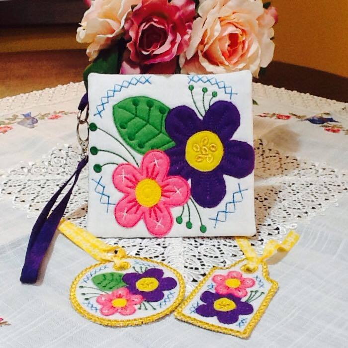 Flower luggage tags and Zipper Purse 4x4 5x5 6x6 - Sweet Pea Australia In the hoop machine embroidery designs. in the hoop project, in the hoop embroidery designs, craft in the hoop project, diy in the hoop project, diy craft in the hoop project, in the hoop embroidery patterns, design in the hoop patterns, embroidery designs for in the hoop embroidery projects, best in the hoop machine embroidery designs perfect for all hoops and embroidery machines