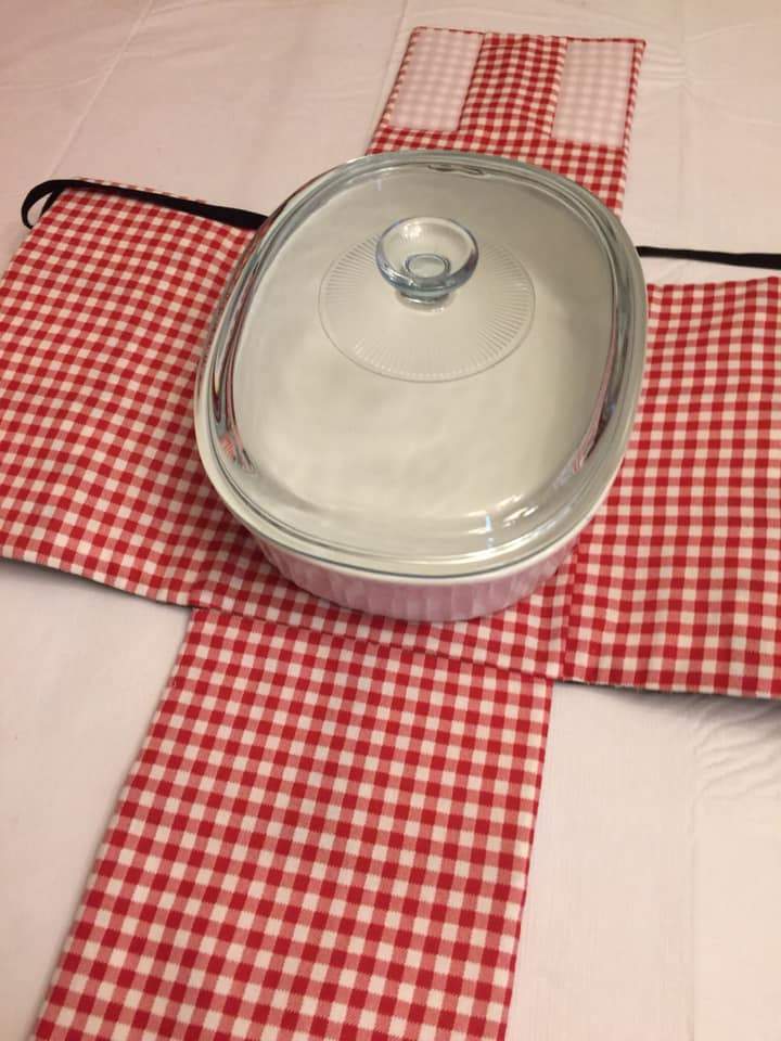 Casserole Holder 4x4 5x5 - Sweet Pea Australia In the hoop machine embroidery designs. in the hoop project, in the hoop embroidery designs, craft in the hoop project, diy in the hoop project, diy craft in the hoop project, in the hoop embroidery patterns, design in the hoop patterns, embroidery designs for in the hoop embroidery projects, best in the hoop machine embroidery designs perfect for all hoops and embroidery machines