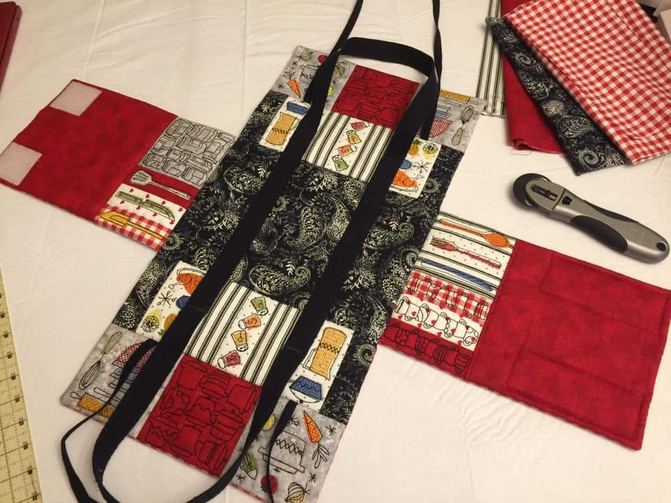 Casserole Holder 4x4 5x5 - Sweet Pea Australia In the hoop machine embroidery designs. in the hoop project, in the hoop embroidery designs, craft in the hoop project, diy in the hoop project, diy craft in the hoop project, in the hoop embroidery patterns, design in the hoop patterns, embroidery designs for in the hoop embroidery projects, best in the hoop machine embroidery designs perfect for all hoops and embroidery machines