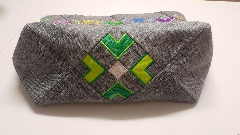 Bits and Pieces Quilt Blocks and Bag 4x4 5x5 - Sweet Pea Australia In the hoop machine embroidery designs. in the hoop project, in the hoop embroidery designs, craft in the hoop project, diy in the hoop project, diy craft in the hoop project, in the hoop embroidery patterns, design in the hoop patterns, embroidery designs for in the hoop embroidery projects, best in the hoop machine embroidery designs perfect for all hoops and embroidery machines