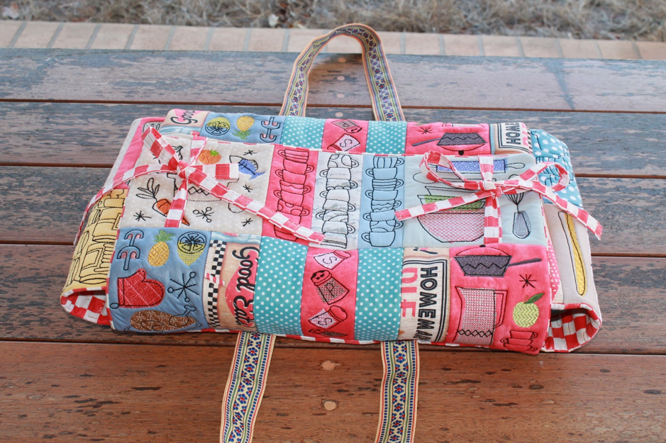 Casserole Holder 4x4 5x5 - Sweet Pea Australia In the hoop machine embroidery designs. in the hoop project, in the hoop embroidery designs, craft in the hoop project, diy in the hoop project, diy craft in the hoop project, in the hoop embroidery patterns, design in the hoop patterns, embroidery designs for in the hoop embroidery projects, best in the hoop machine embroidery designs perfect for all hoops and embroidery machines