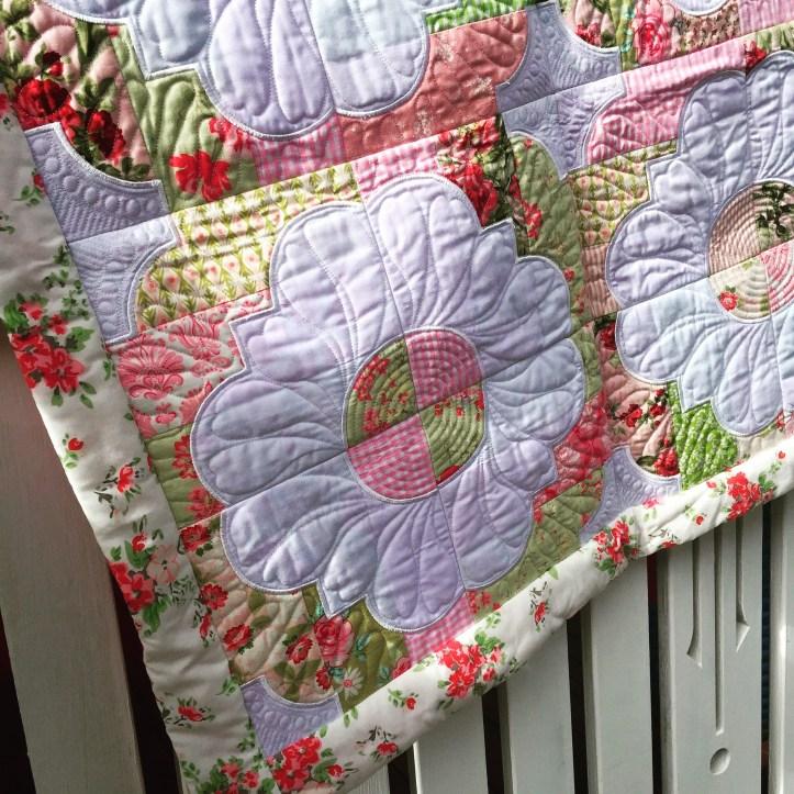 Drunkard's Path Blocks and Quilt 4x4 5x5 6x6 7x7 - Sweet Pea Australia In the hoop machine embroidery designs. in the hoop project, in the hoop embroidery designs, craft in the hoop project, diy in the hoop project, diy craft in the hoop project, in the hoop embroidery patterns, design in the hoop patterns, embroidery designs for in the hoop embroidery projects, best in the hoop machine embroidery designs perfect for all hoops and embroidery machines