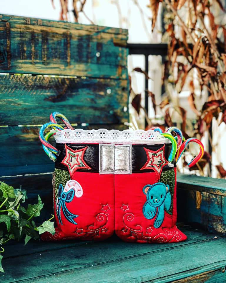 Santa's Pants Tote Bag 5x7 6x10 7x12 - Sweet Pea Australia In the hoop machine embroidery designs. in the hoop project, in the hoop embroidery designs, craft in the hoop project, diy in the hoop project, diy craft in the hoop project, in the hoop embroidery patterns, design in the hoop patterns, embroidery designs for in the hoop embroidery projects, best in the hoop machine embroidery designs perfect for all hoops and embroidery machines