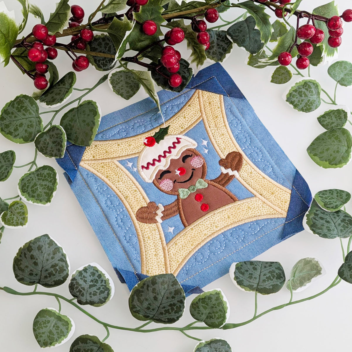 Merry-Go-Round Christmas Quilt - Block 3 In the hoop machine embroidery designs