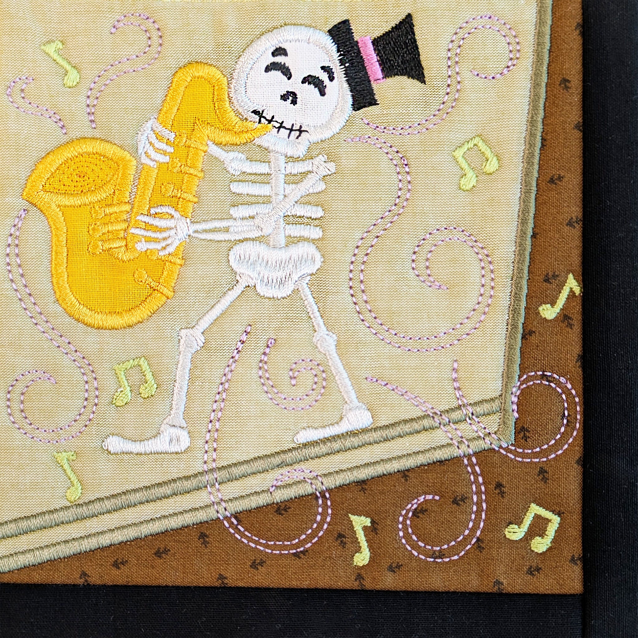 BOW Monster Dance Quilt - Block 4 In the hoop machine embroidery designs