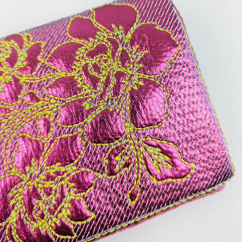 Camelia Wallet 5x7 ITH machine embroidery design