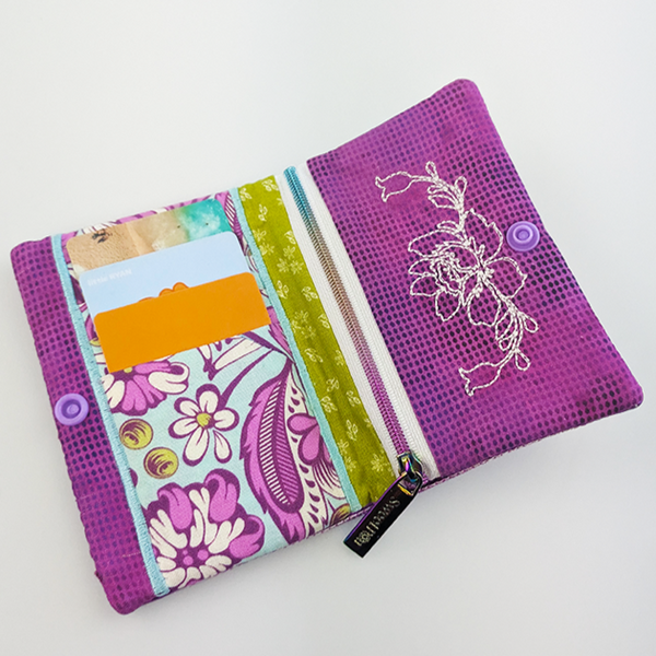 Camelia Wallet 5x7 ITH machine embroidery design