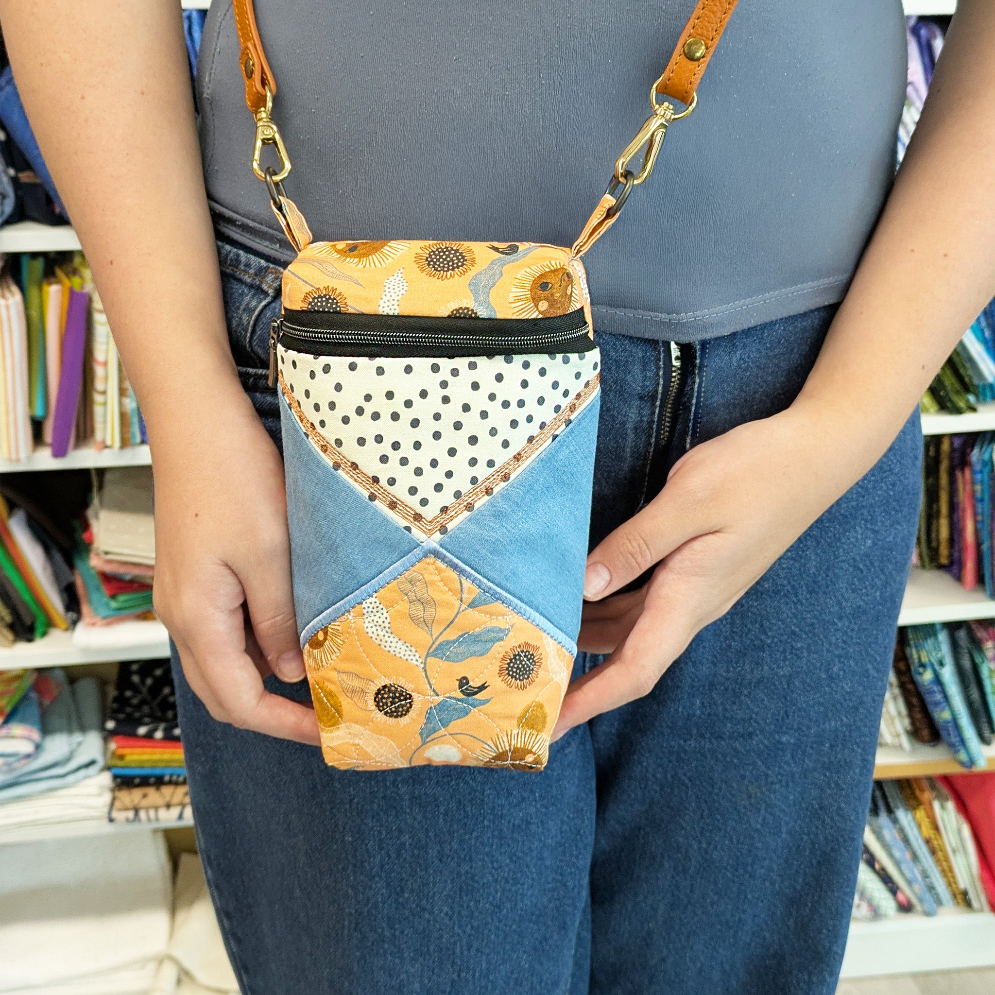 Chloe Crossbody Bag In the hoop machine embroidery designs