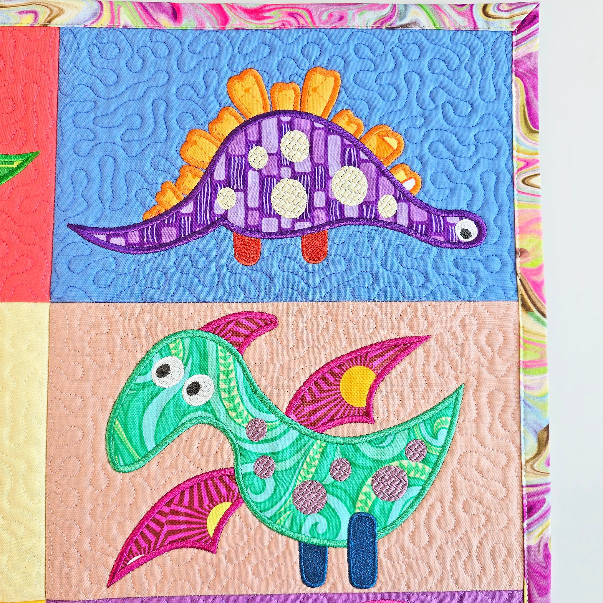 Dinosaur Quilt In the hoop machine embroidery designs