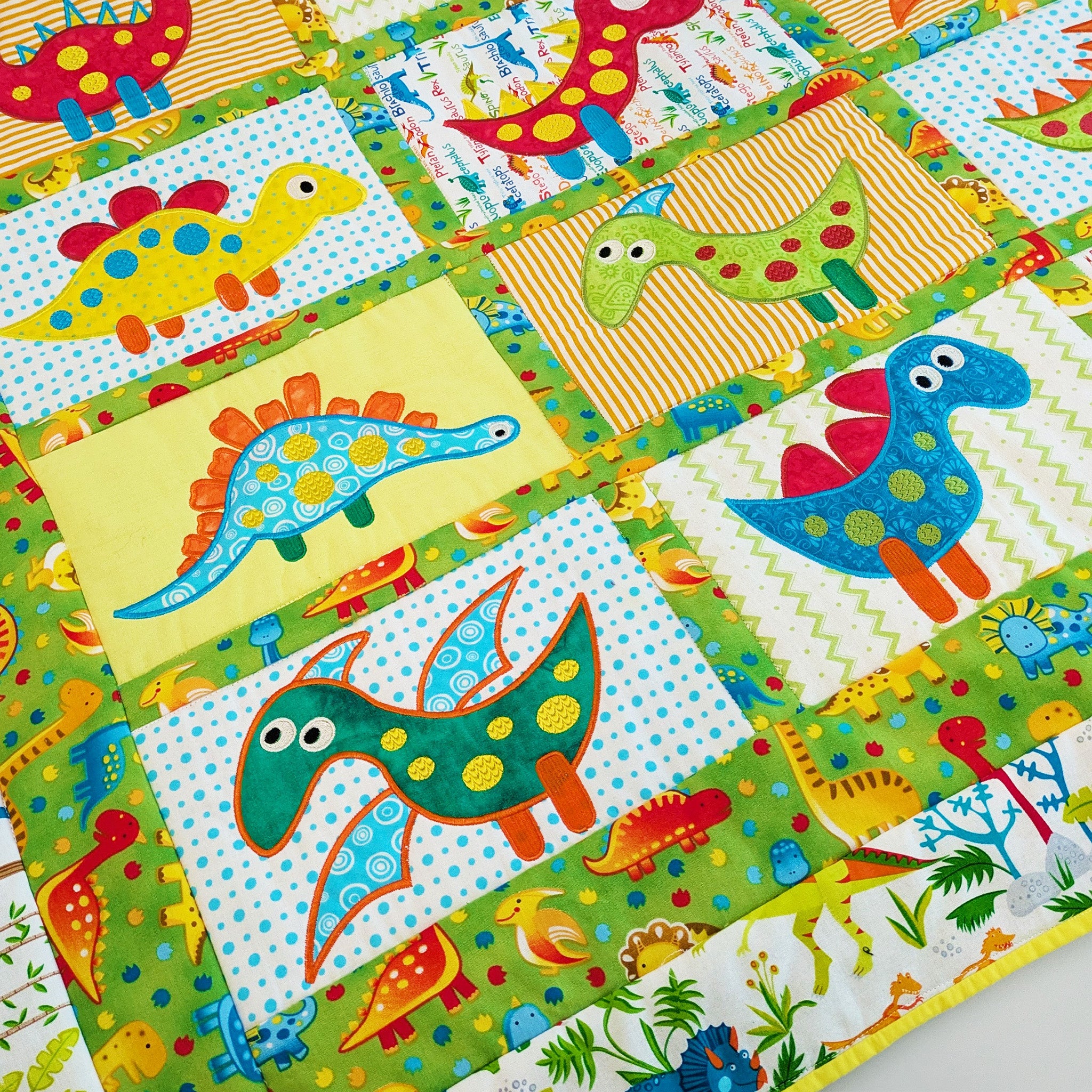 Dinosaur quilt 5x7 6x10 8x12 In the hoop machine embroidery designs